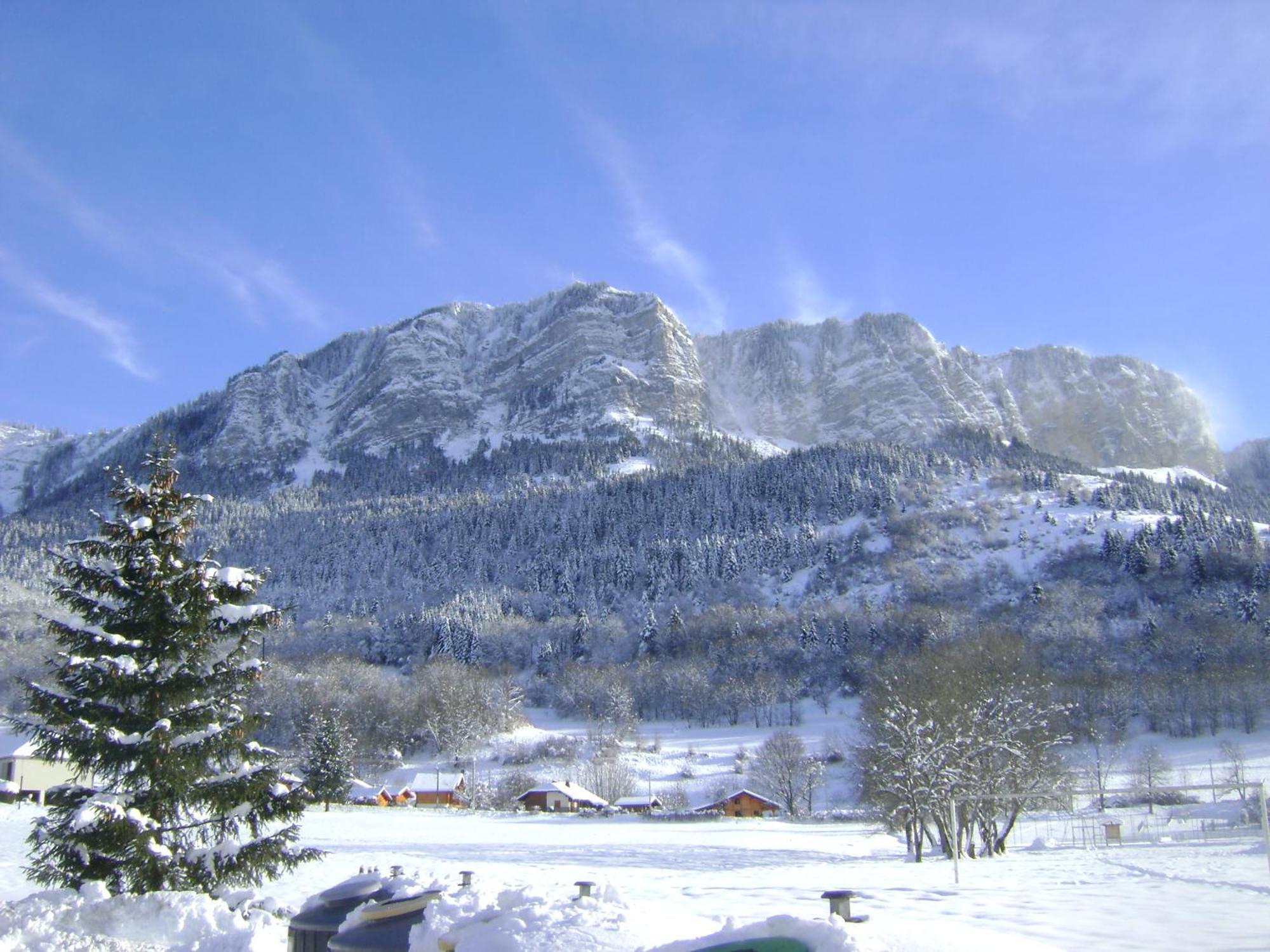 Plein Sud, Wifi, Parking * Thollon-les-Memises